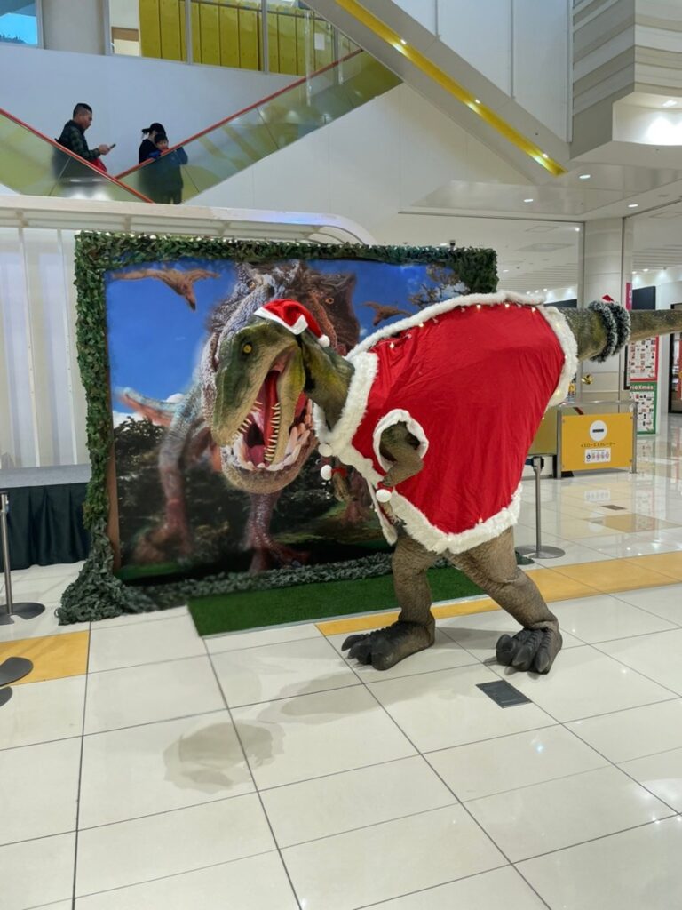 サンタ恐竜